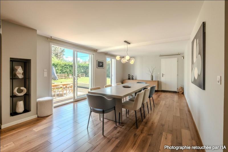 Maison - 158 m² - 5 pièces