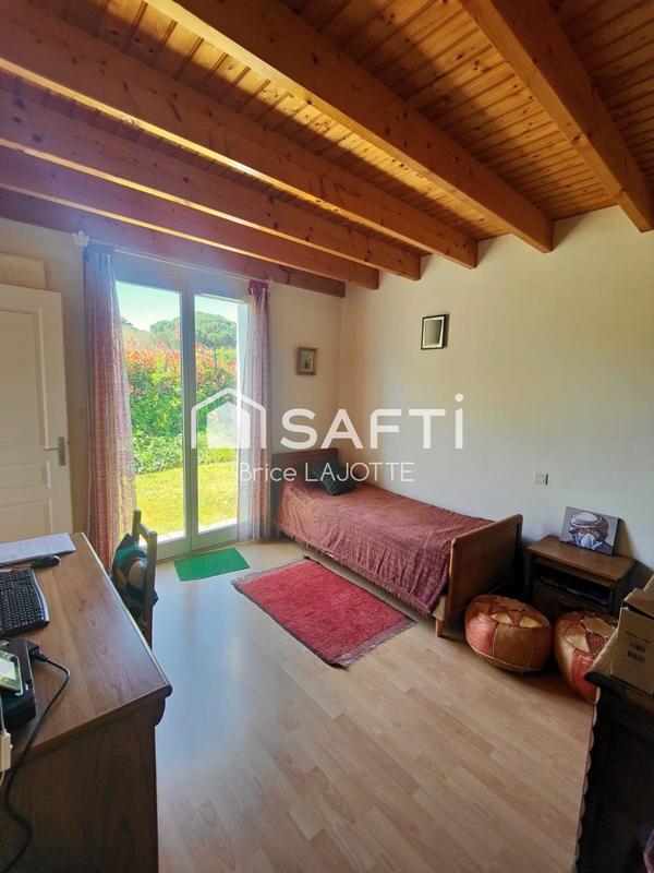 Maison - 140 m² - 6 pièces