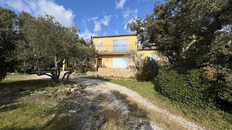 Maison - 121 m² - 5 pièces