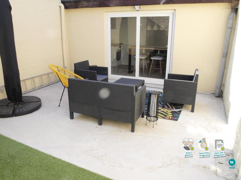 Maison - 12 m² - 6 pièces