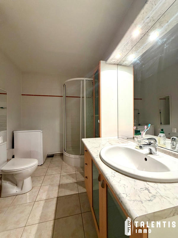 Appartement - 95 m² - 5 pièces