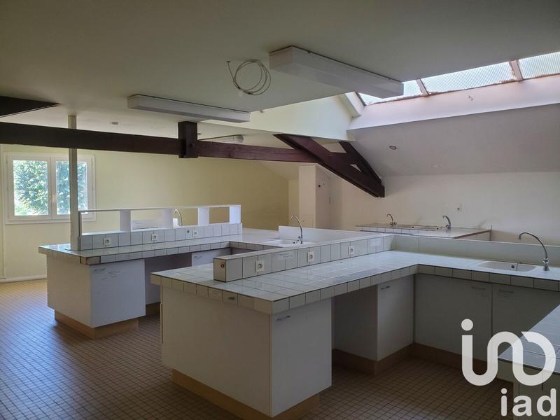 Maison - 255 m² - 4 pièces