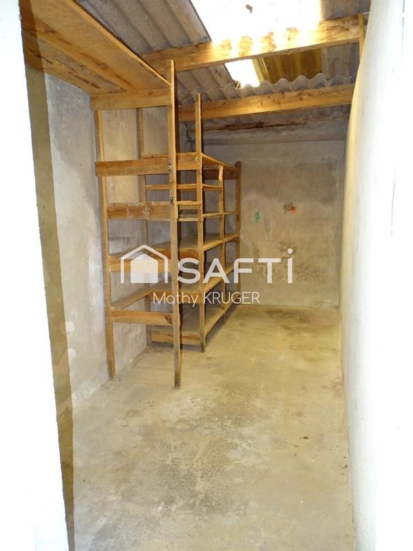 Maison - 270 m² - 9 pièces