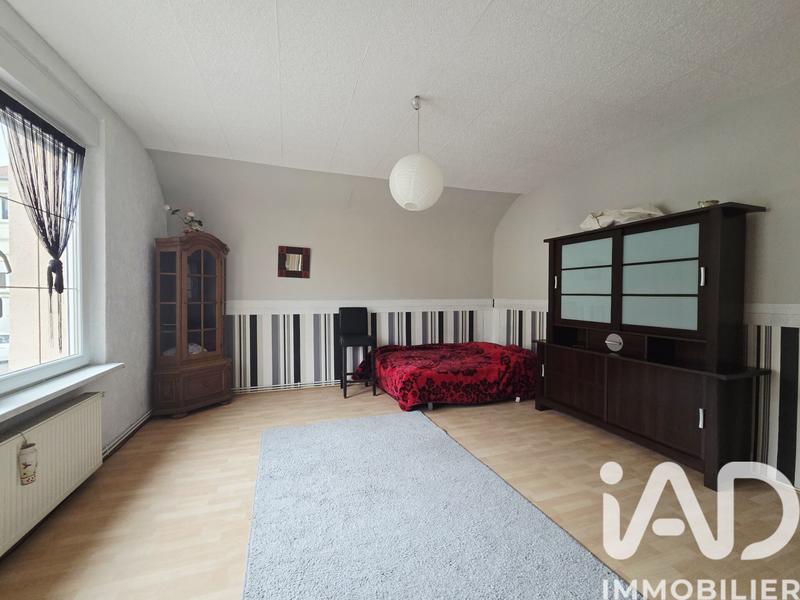 Maison - 187 m² - 7 pièces