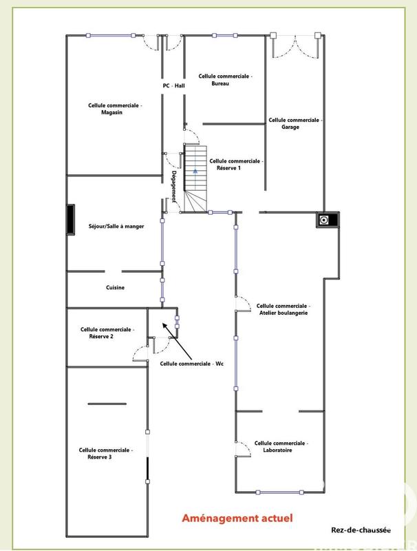 Maison de village - 244 m² - 9 pièces