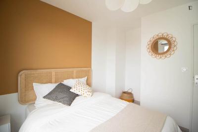 Chambre - 10 m² - 5 pièces