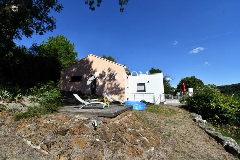 Propriété - 175 m² - 5 pièces