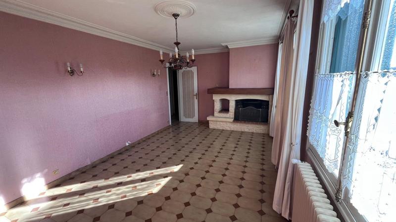 Maison - 151 m² - 7 pièces