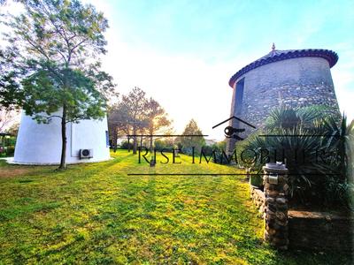 Propriété - 380 m² - 15 pièces