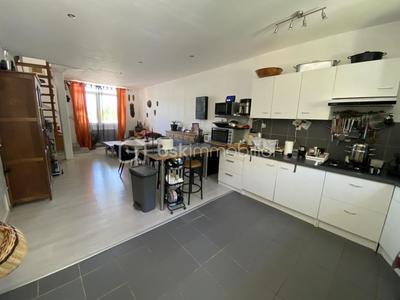 Maison - 170 m² - 8 pièces