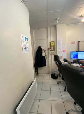 Magasins - 17 m² - 1 pièce