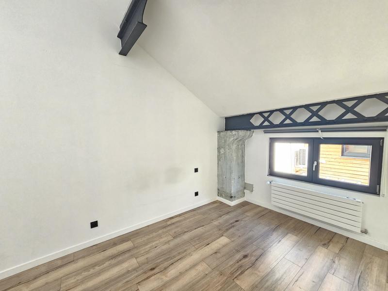 Appartement - 84 m² - 3 pièces