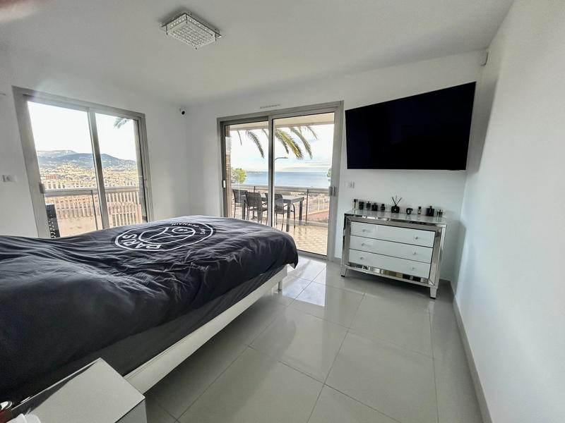 Appartement - 103 m² - 4 pièces