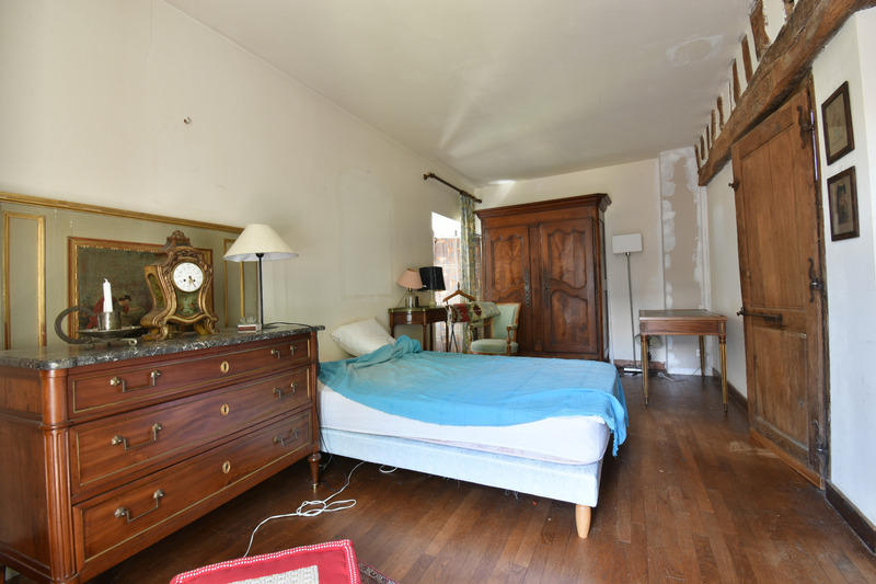 Maison - 258 m² - 10 pièces