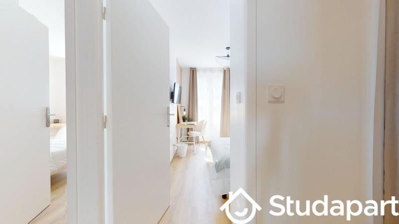 Chambre - 10 m² - 1 pièce