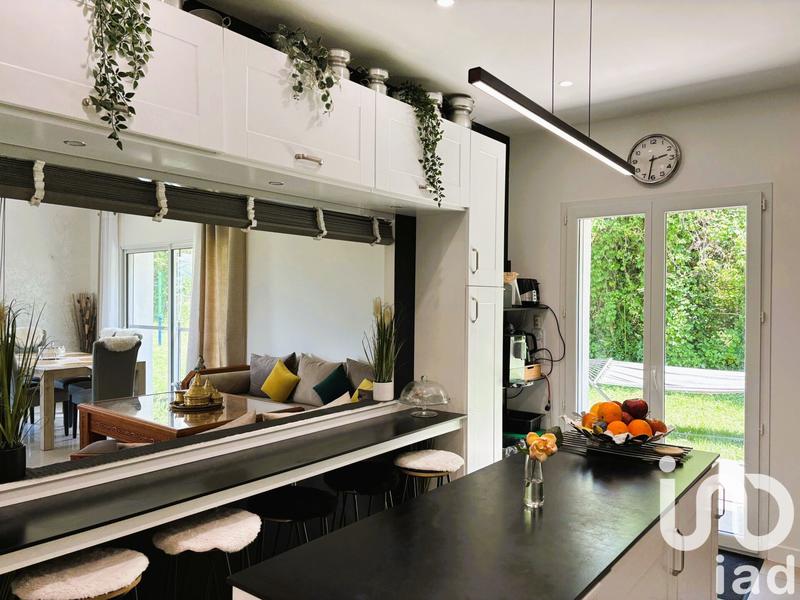 Maison - 138 m² - 6 pièces