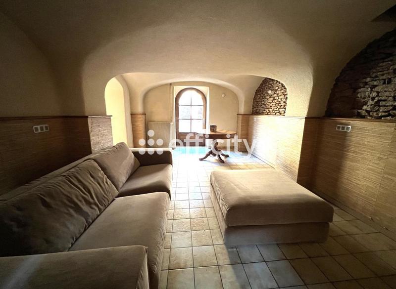 Maison - 80 m² - 5 pièces