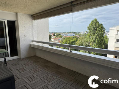 Appartement - 79 m² - 4 pièces