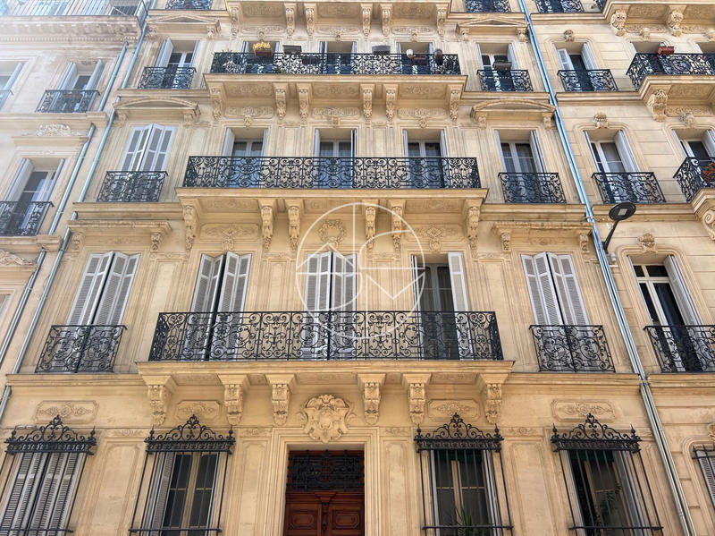 Appartement - 127 m² - 5 pièces