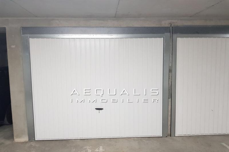 Parking / Garage - 12 m²