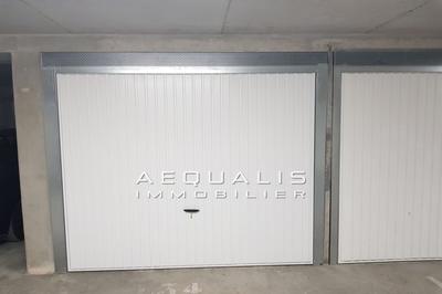 Parking / Garage - 12 m²