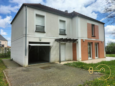 Maison - 115 m² - 6 pièces