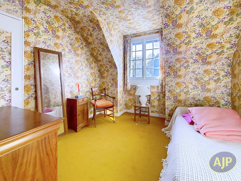 Maison - 115 m² - 6 pièces