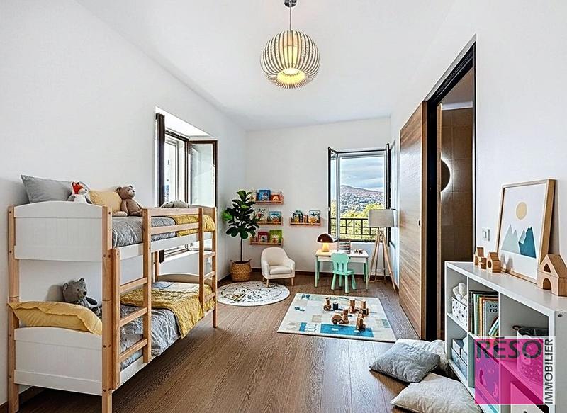 Maison - 160 m² - 5 pièces