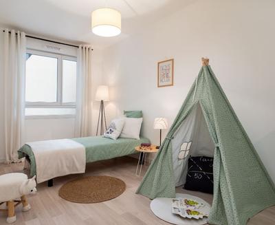 Appartement - 80 m² - 4 pièces