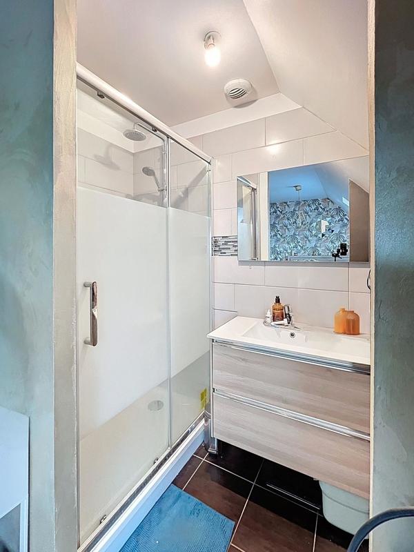 Maison - 152 m² - 7 pièces