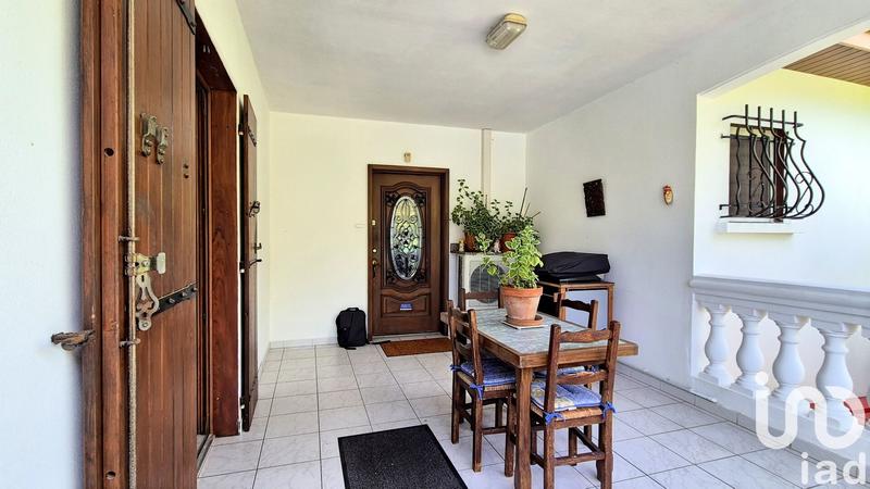 Maison - 246 m² - 10 pièces