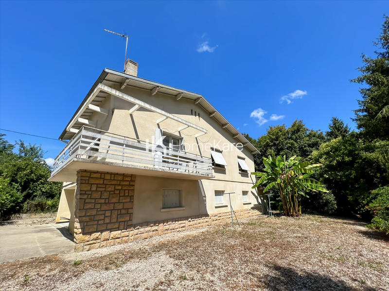 Maison - 200 m² - 5 pièces