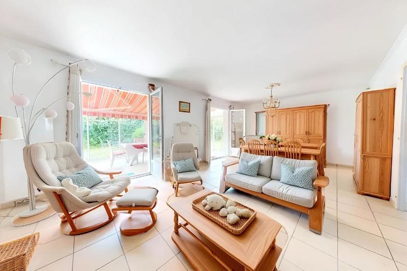 Maison - 101 m² - 5 pièces