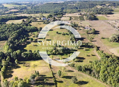 Propriété - 550 m² - 16 pièces