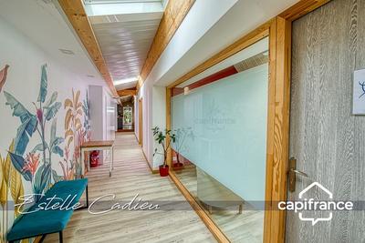 Immeuble - 305 m² - 11 pièces