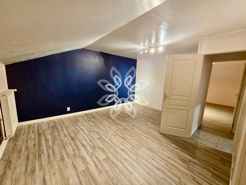 Maison - 140 m² - 7 pièces