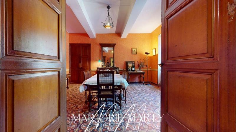 Propriété - 490 m² - 13 pièces