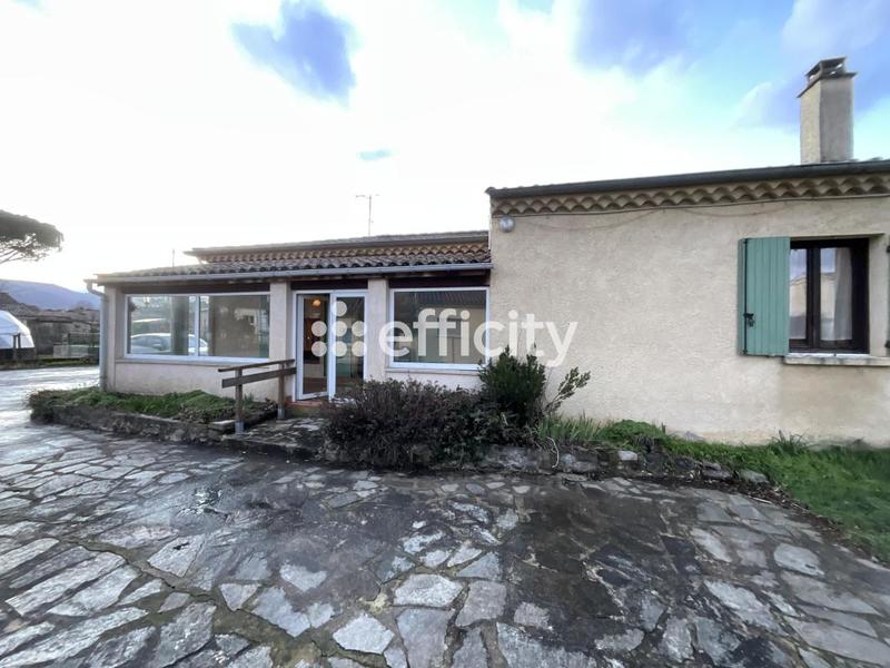 Maison - 108 m² - 5 pièces