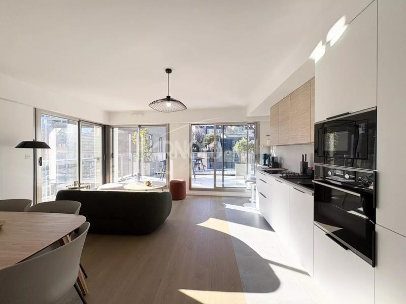 Appartement - 72 m² - 3 pièces