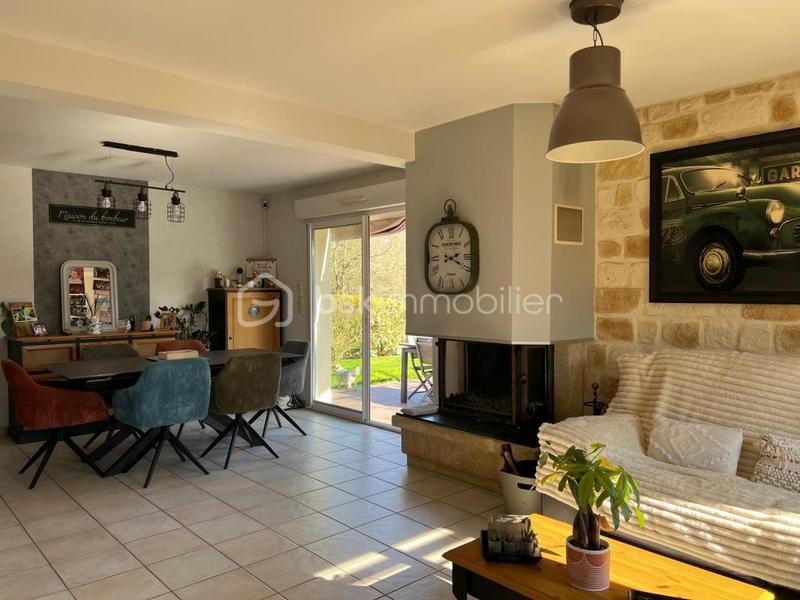 Pavillon - 122 m² - 7 pièces