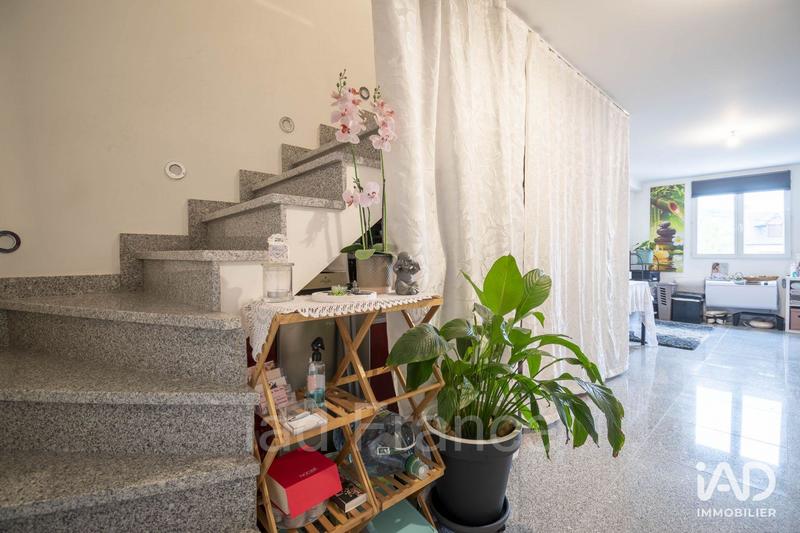 Maison - 164 m² - 8 pièces