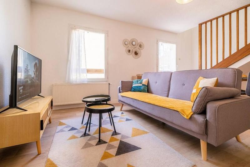 Immeuble - 220 m² - 8 pièces