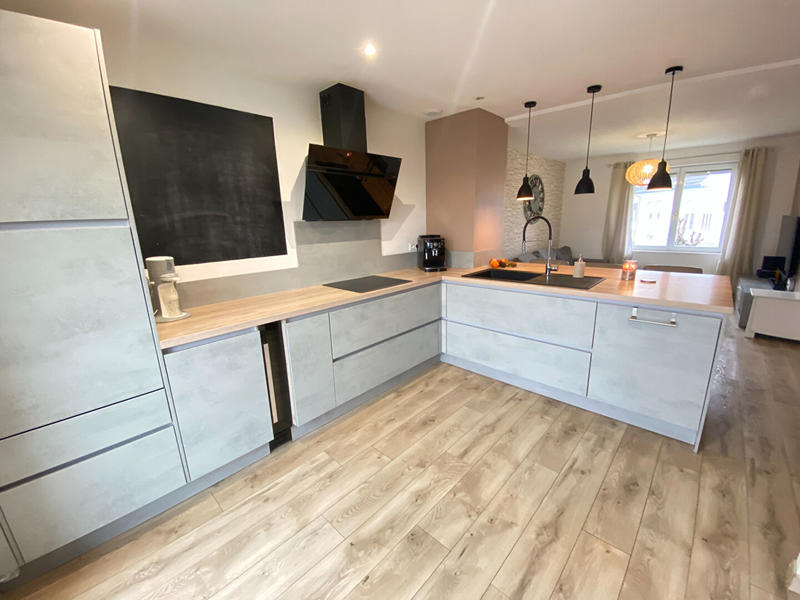 Maison - 110 m² - 4 pièces