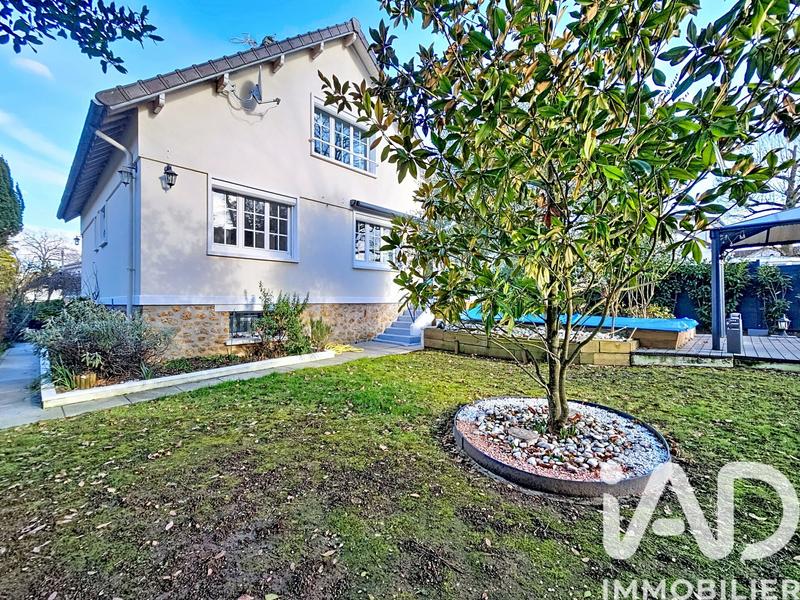 Maison - 163 m² - 6 pièces