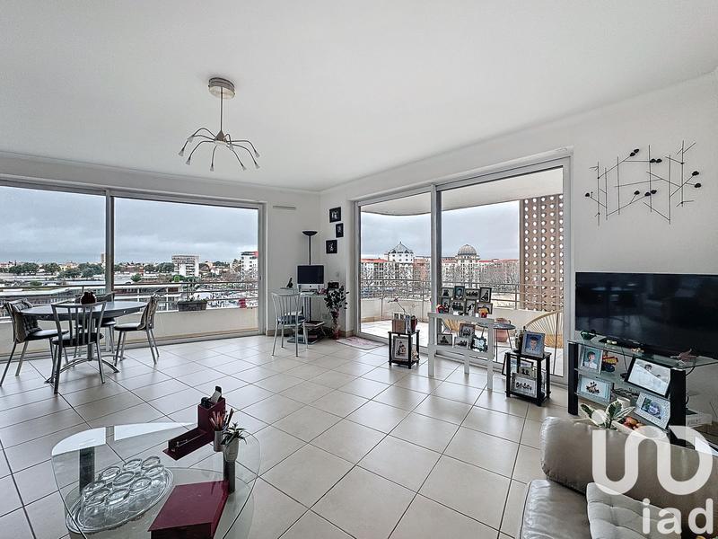 Appartement - 84 m² - 3 pièces