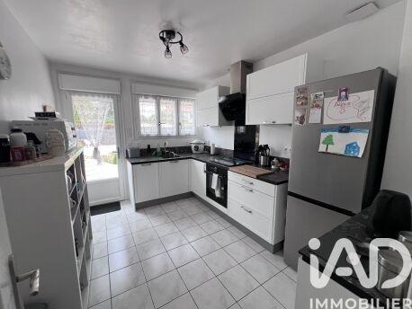 Maison - 98 m² - 5 pièces