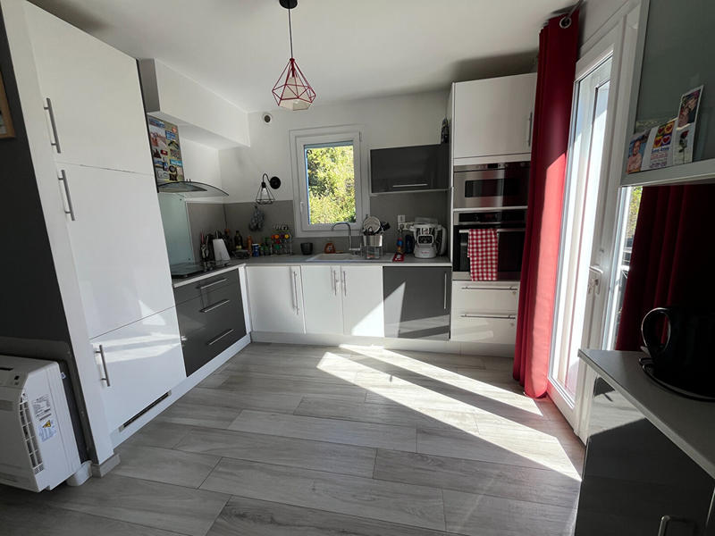 Maison - 101 m² - 5 pièces