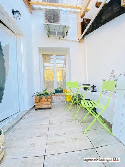 Appartement - 79 m² - 4 pièces