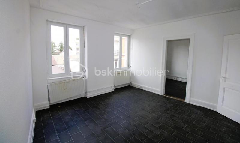 Immeuble - 255 m² - 15 pièces