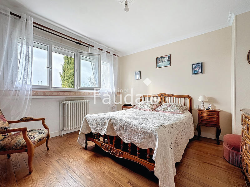 Maison - 110 m² - 4 pièces